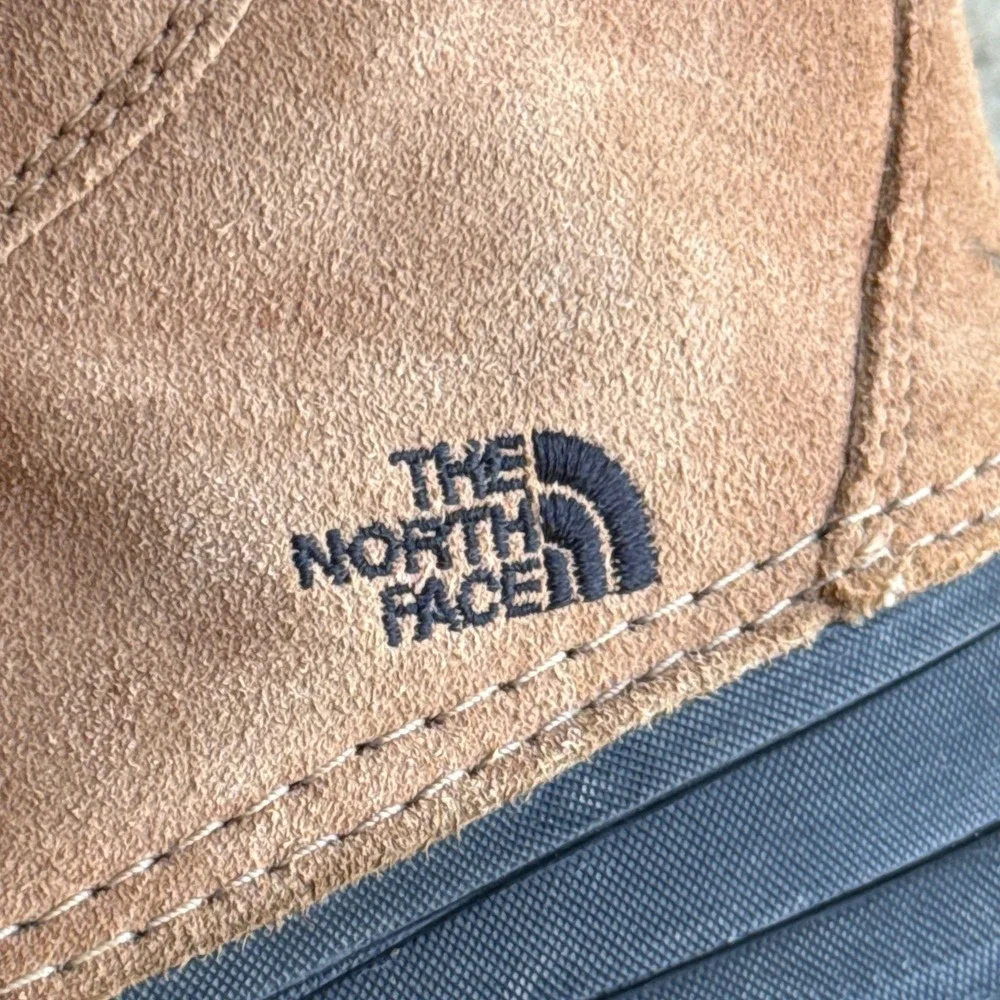 The North Face KIDS Chilkat Lace II Brown Leather Winter Boots Size 2 Waterproof